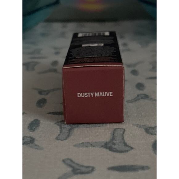 Laritzy Cream Lipstick in Dusty Mauve - Picture 3 of 4